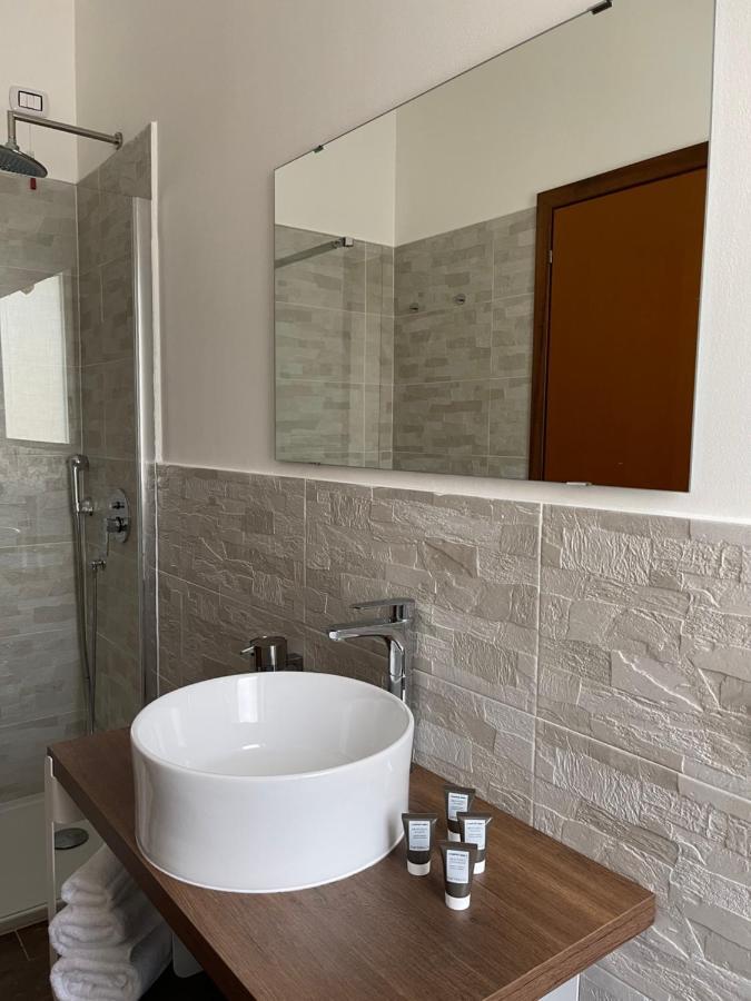 Banus Rooms Cagliari Exterior foto
