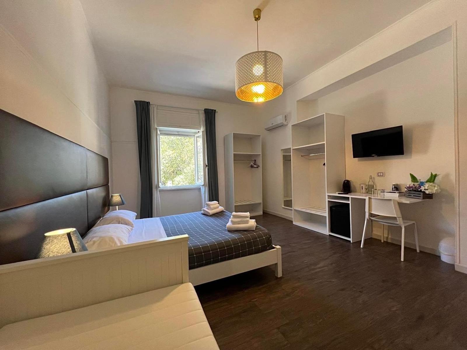 Banus Rooms Cagliari Exterior foto